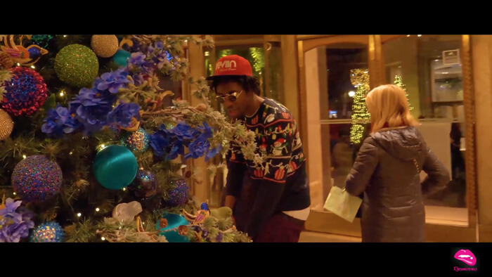 SaintRozDicyPimpy - Père Noël sert les cadeaux (Clip officiel) sur iKeviin